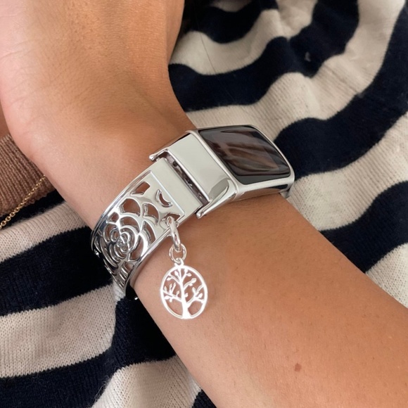 Silver Metal Band Fitbit Charge 5 Women Jewelry Tree Of Life Charm Bracelet - Picture 1 of 9